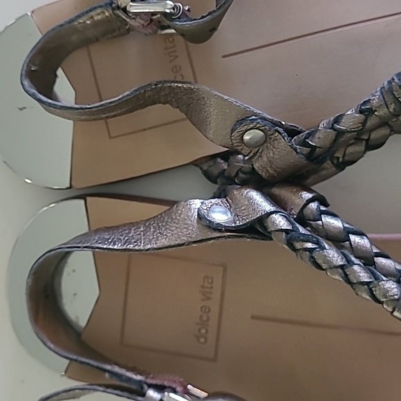 Dolce Vita Flat, Strappy Sandal, 7 - Picture 4 of 5